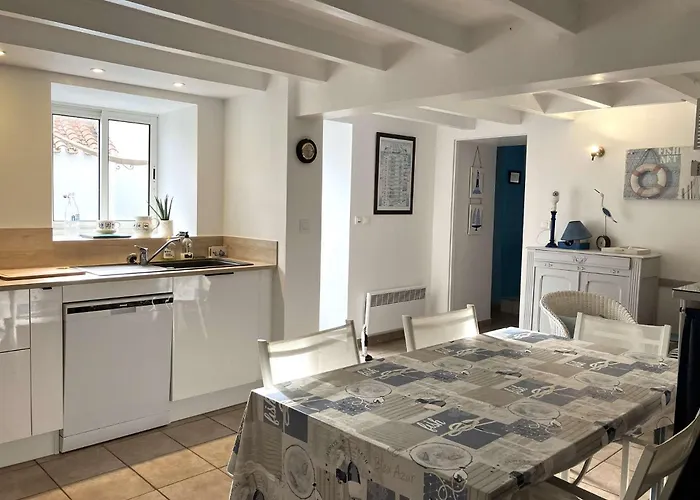 Danube Gilles Croix De Vie *